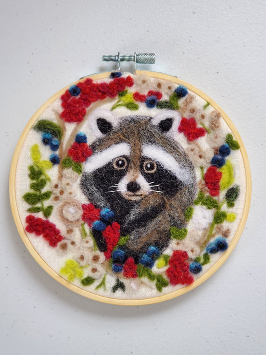 2D Needle Felted Raccoon Painting Pattern PDF